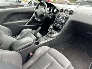 Peugeot RCZ